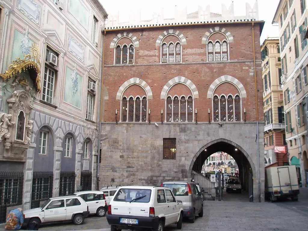 San Giorgio Rooms Cenova 0*,  İtalya