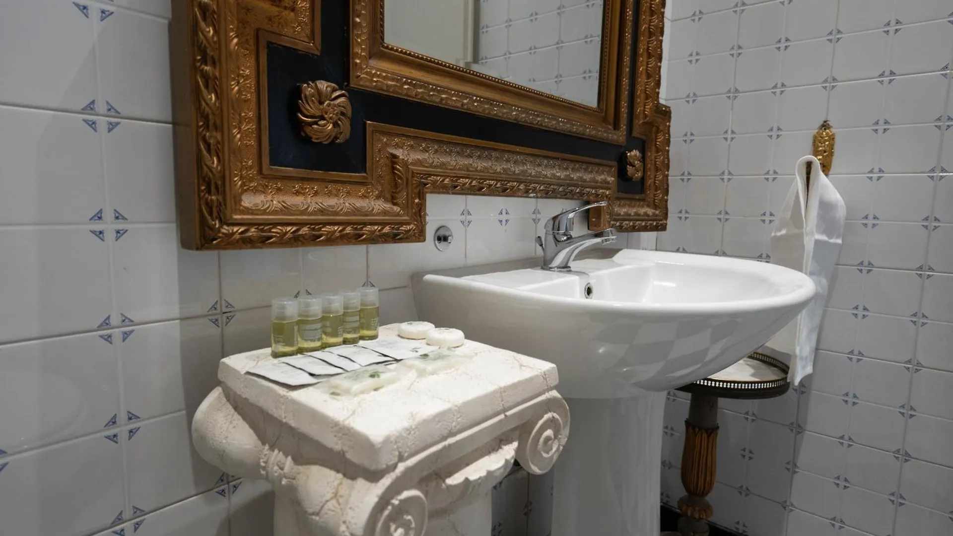 San Giorgio Rooms Genoa 0*,